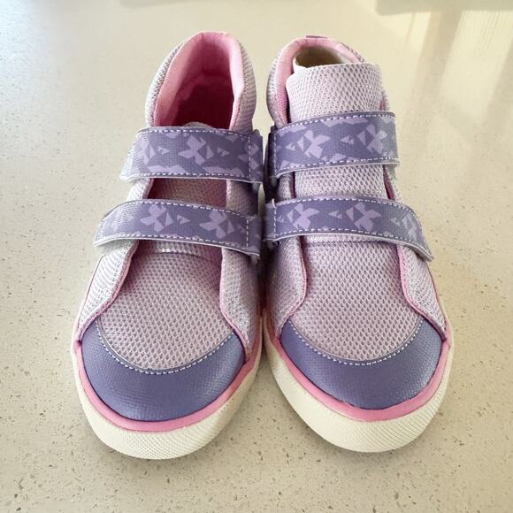 See Kai Run Kids's Dean Adapt Sneaker Size 1R - Picture 2 of 6